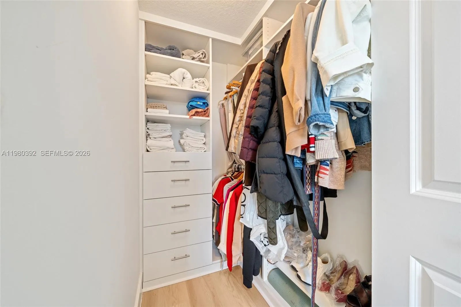 4648 Nw 83rd Ave, Doral, Florida 33166, Doral, Florida 33166, 3 Bedrooms Bedrooms, ,2 BathroomsBathrooms,Residential,For Sale,4648 Nw 83rd Ave, Doral, Florida 33166,A11980392