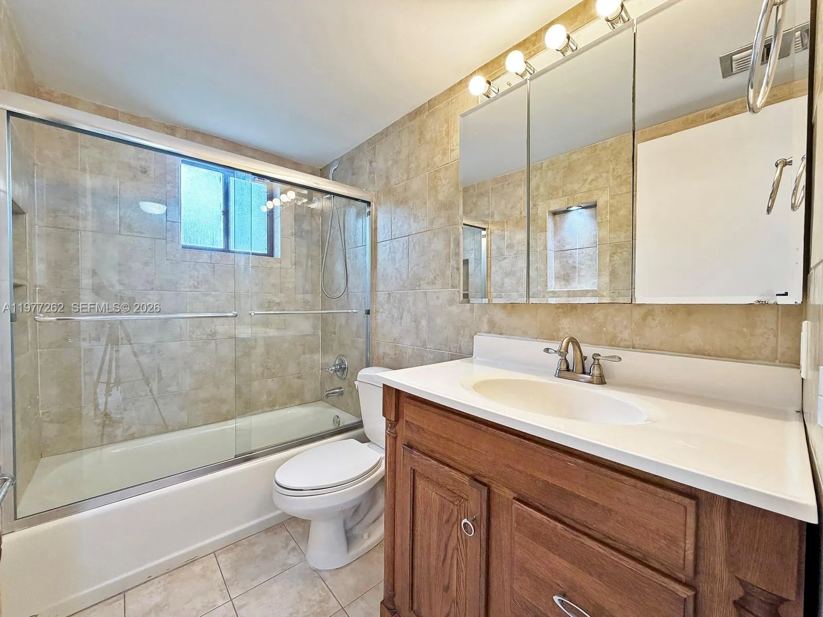 8075 Sw 107th Ave 219, Miami, Florida 33173, Miami, Florida 33173, 3 Bedrooms Bedrooms, ,2 BathroomsBathrooms,Residential Lease,For Rent,8075 Sw 107th Ave 219, Miami, Florida 33173,A11977262