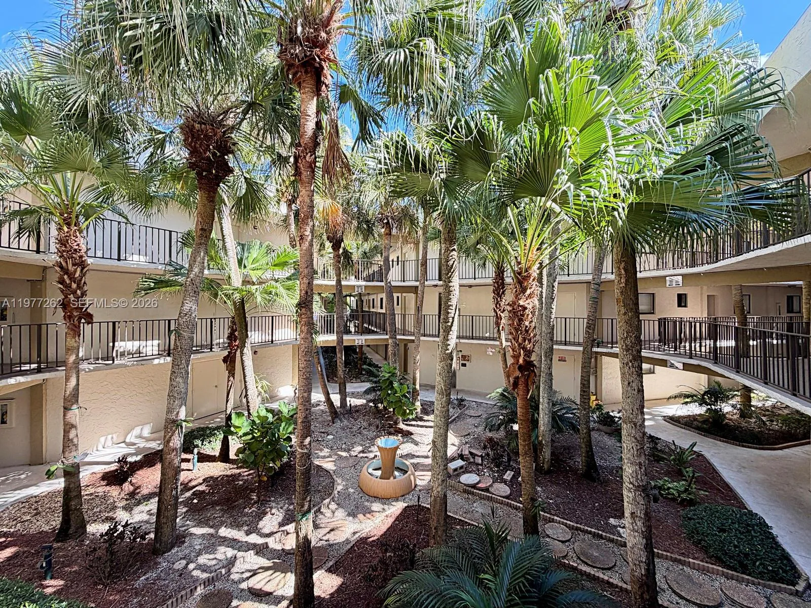 8075 Sw 107th Ave 219, Miami, Florida 33173, Miami, Florida 33173, 3 Bedrooms Bedrooms, ,2 BathroomsBathrooms,Residential Lease,For Rent,8075 Sw 107th Ave 219, Miami, Florida 33173,A11977262