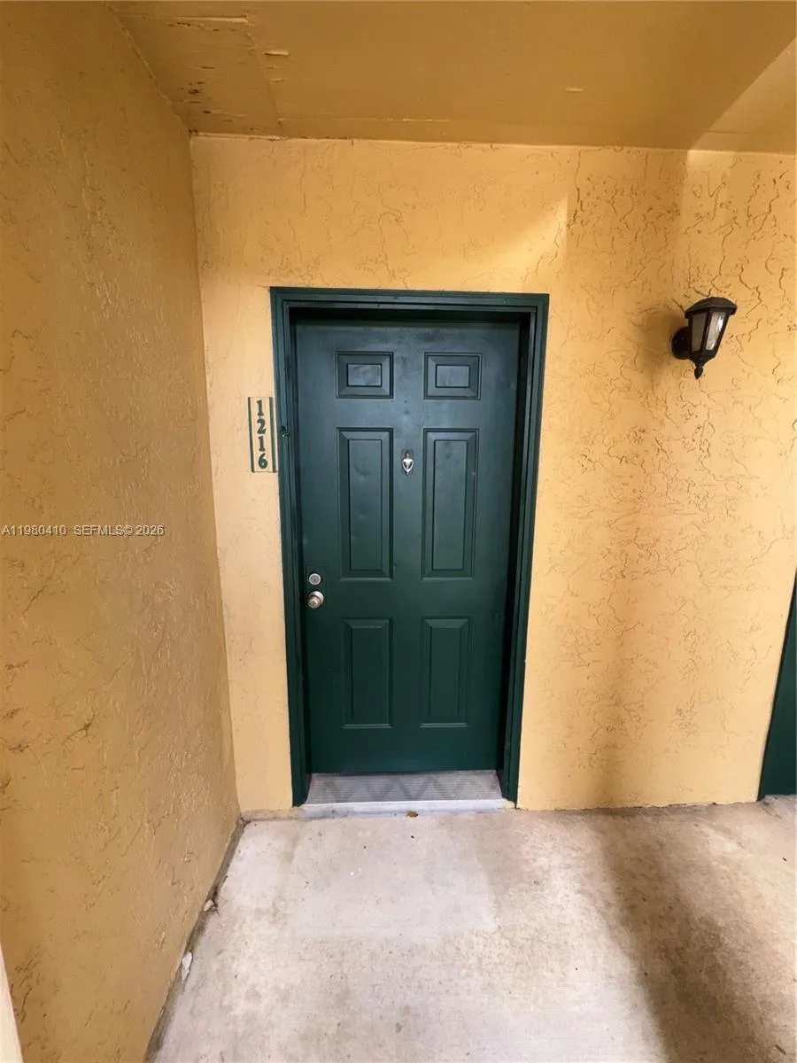 733 Riverside Dr 1216, Coral Springs, Florida 3307, Coral Springs, Florida 33071, 1 Bedroom Bedrooms, ,1 BathroomBathrooms,Residential Lease,For Rent,733 Riverside Dr 1216, Coral Springs, Florida 3307,A11980410