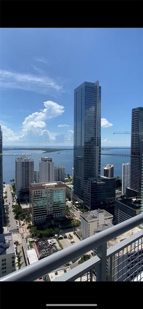 60 Sw 13th St 3606, Miami, Florida 33130, Miami, Florida 33130, 2 Bedrooms Bedrooms, ,2 BathroomsBathrooms,Residential Lease,For Rent,60 Sw 13th St 3606, Miami, Florida 33130,A11980412
