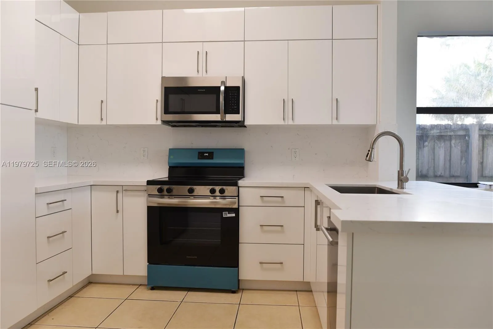 3771 Se 5th Ct, Homestead, Florida 33033, Homestead, Florida 33033, 3 Bedrooms Bedrooms, ,2 BathroomsBathrooms,Residential,For Sale,3771 Se 5th Ct, Homestead, Florida 33033,A11979725