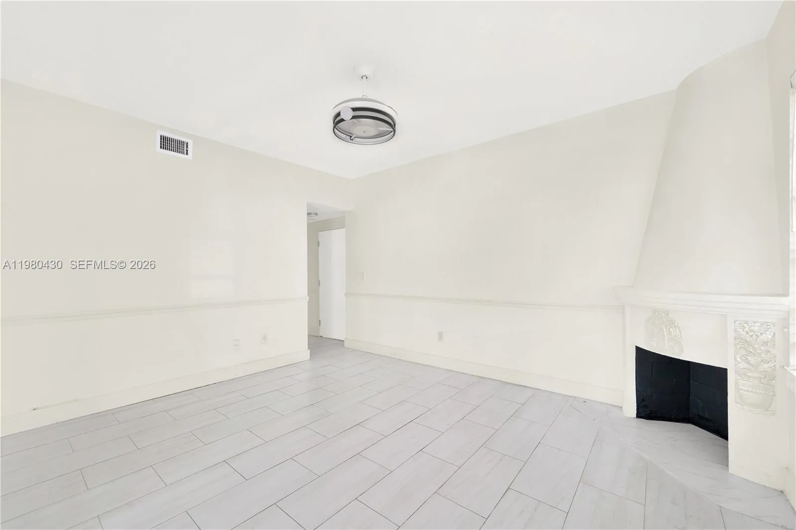 610 8th St 102, Miami Beach, Florida 33139, Miami Beach, Florida 33139, 2 Bedrooms Bedrooms, ,2 BathroomsBathrooms,Residential,For Sale,610 8th St 102, Miami Beach, Florida 33139,A11980430