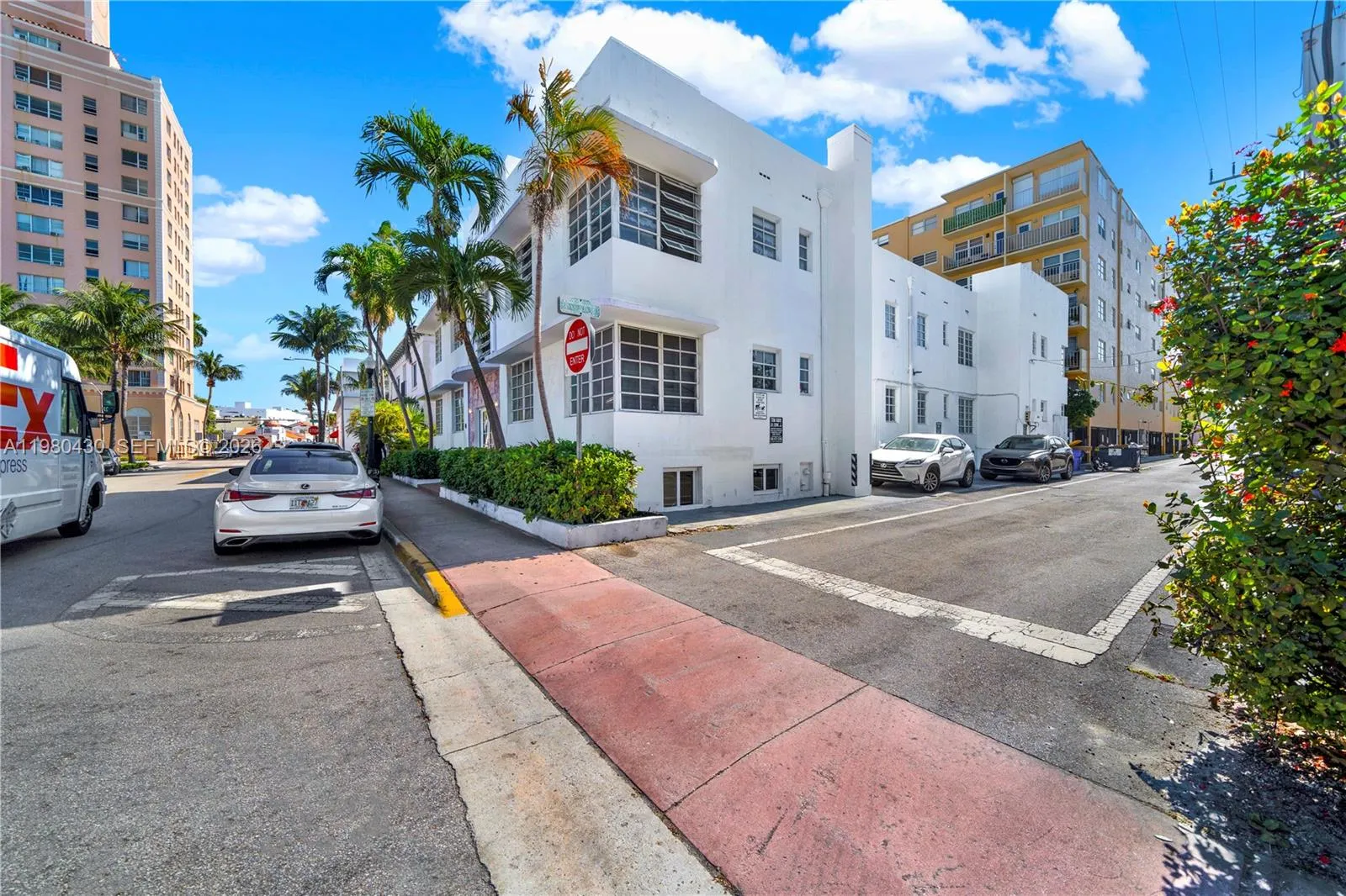 610 8th St 102, Miami Beach, Florida 33139, Miami Beach, Florida 33139, 2 Bedrooms Bedrooms, ,2 BathroomsBathrooms,Residential,For Sale,610 8th St 102, Miami Beach, Florida 33139,A11980430