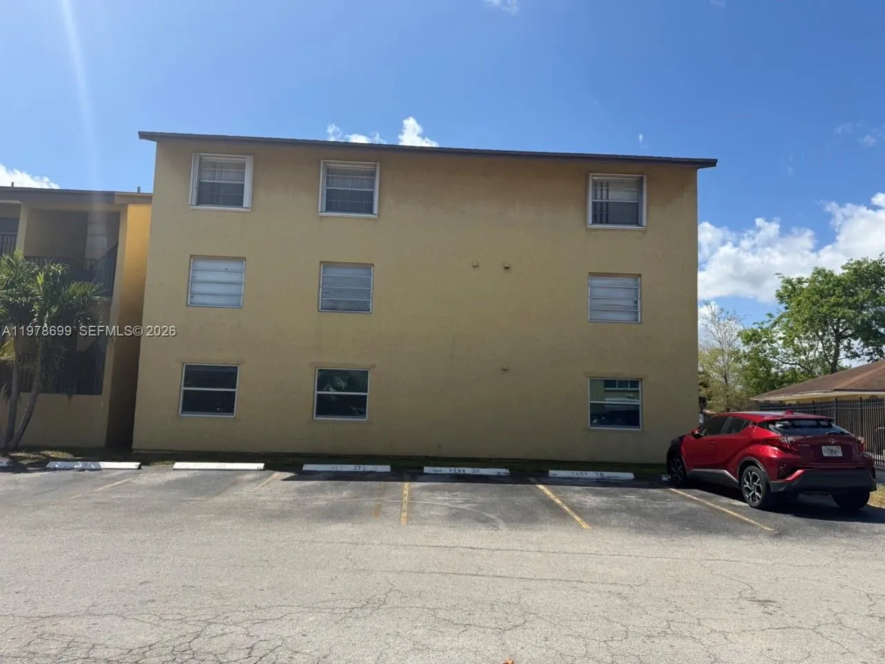 15470 Sw 82nd Ln 316, Miami, Florida 33193, Miami, Florida 33193, 3 Bedrooms Bedrooms, ,2 BathroomsBathrooms,Residential Lease,For Rent,15470 Sw 82nd Ln 316, Miami, Florida 33193,A11978699