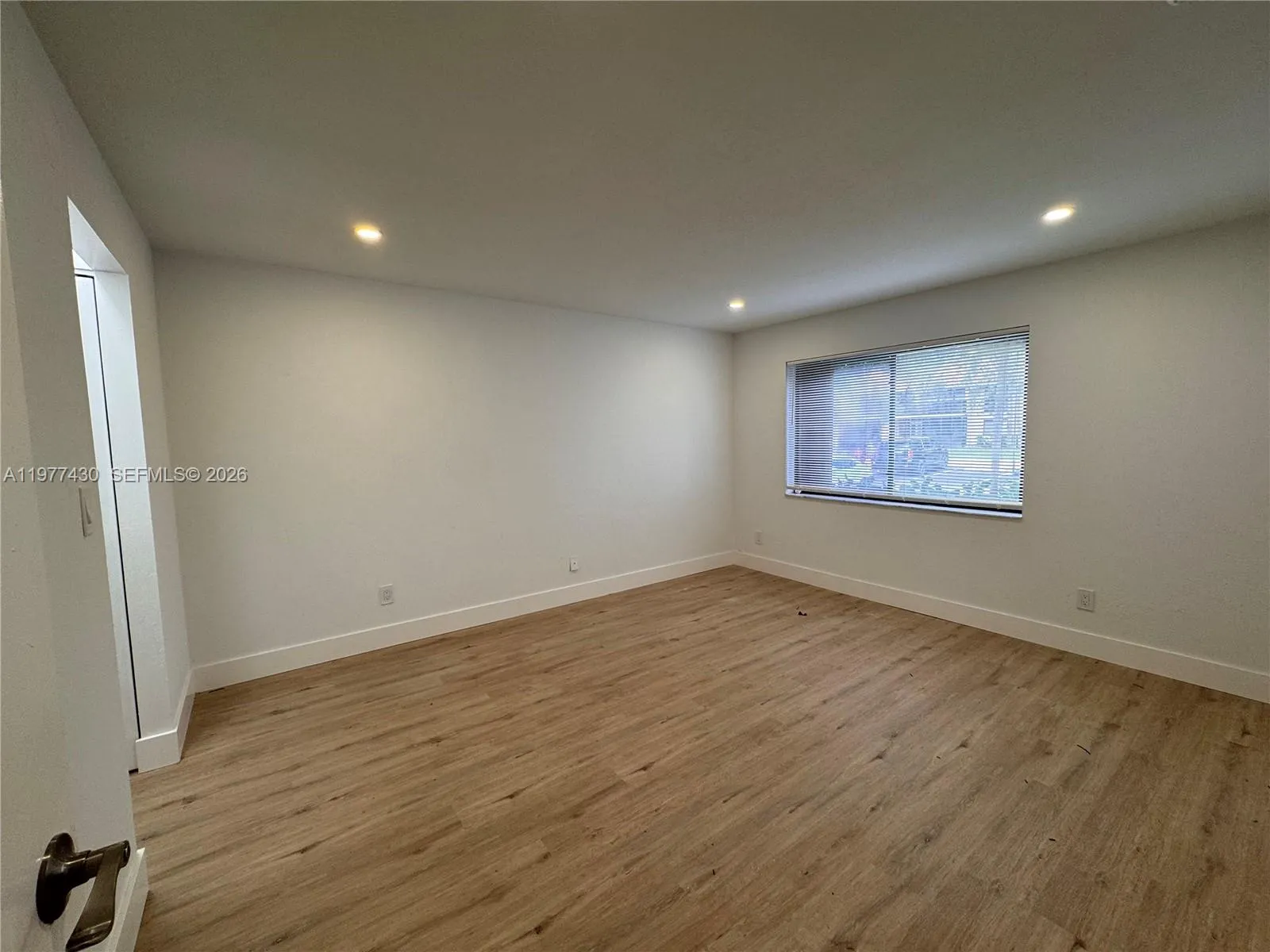 5911 Washington St 103, Hollywood, Florida 33023, Hollywood, Florida 33023, 2 Bedrooms Bedrooms, ,2 BathroomsBathrooms,Residential Lease,For Rent,5911 Washington St 103, Hollywood, Florida 33023,A11977430