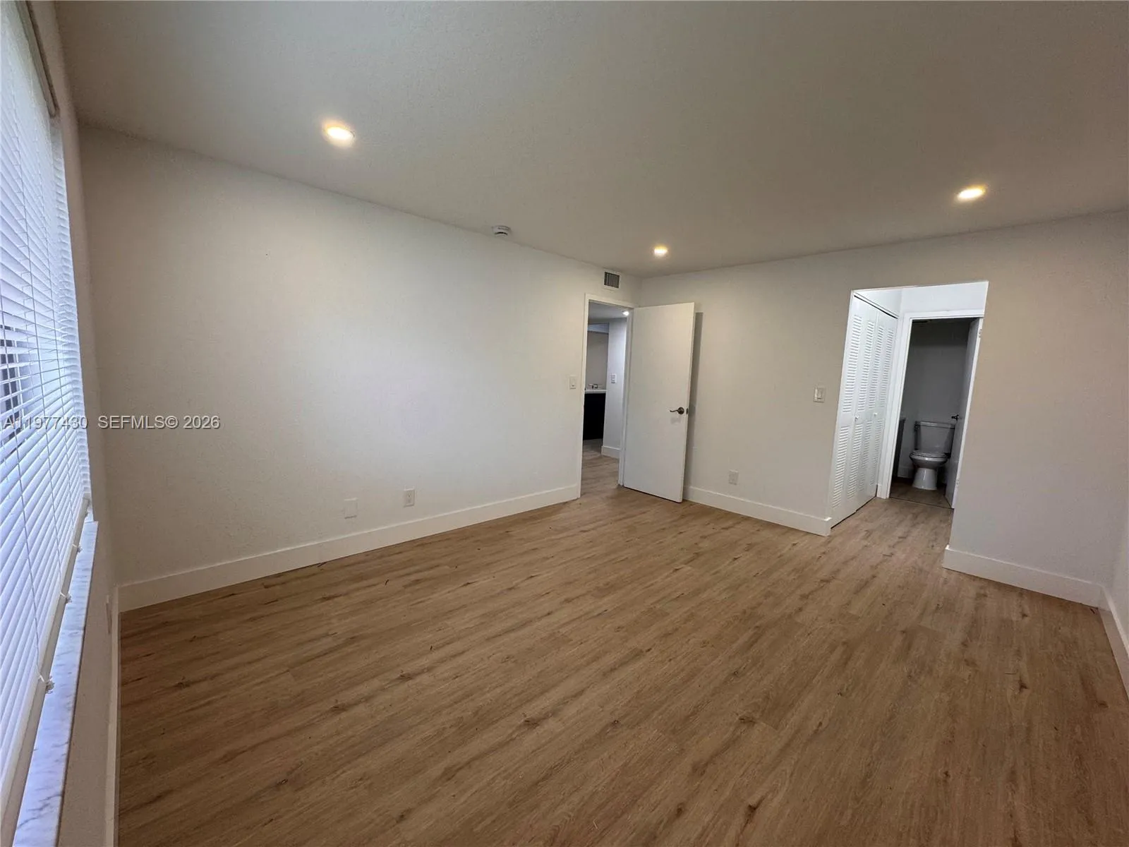 5911 Washington St 103, Hollywood, Florida 33023, Hollywood, Florida 33023, 2 Bedrooms Bedrooms, ,2 BathroomsBathrooms,Residential Lease,For Rent,5911 Washington St 103, Hollywood, Florida 33023,A11977430