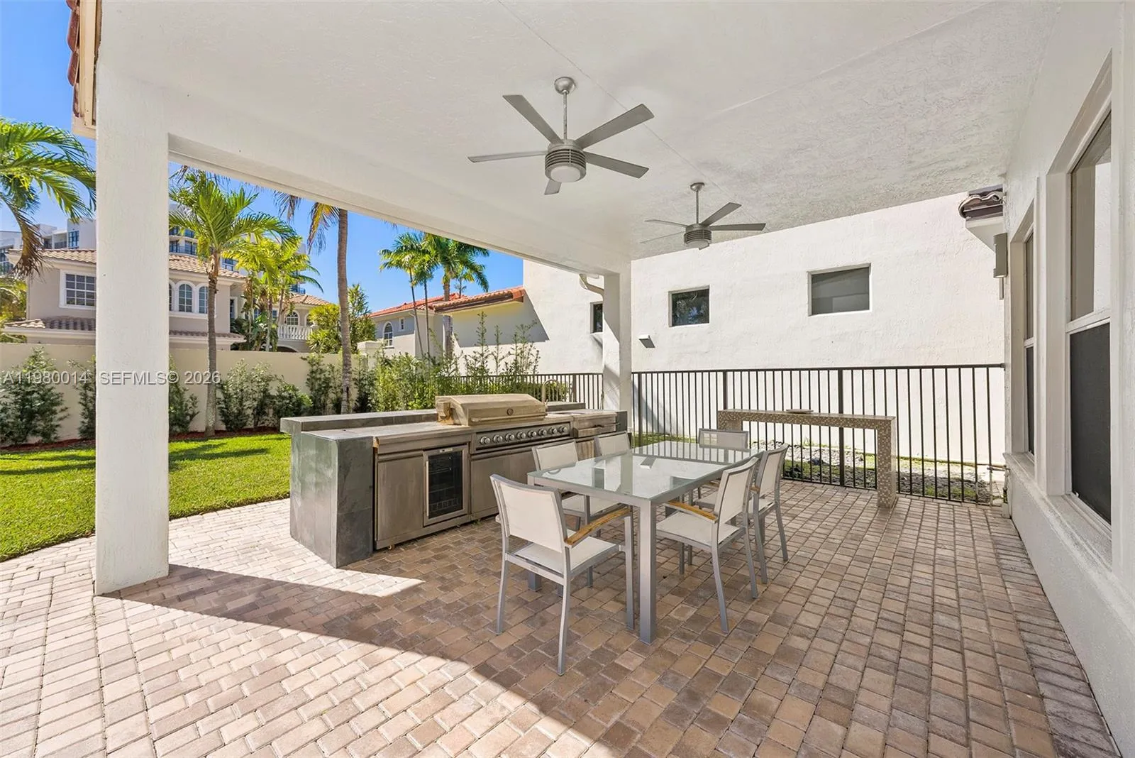 822 Meridian Ln, Hollywood, Florida 33019, Hollywood, Florida 33019, 5 Bedrooms Bedrooms, ,4 BathroomsBathrooms,Residential,For Sale,822 Meridian Ln, Hollywood, Florida 33019,A11980014