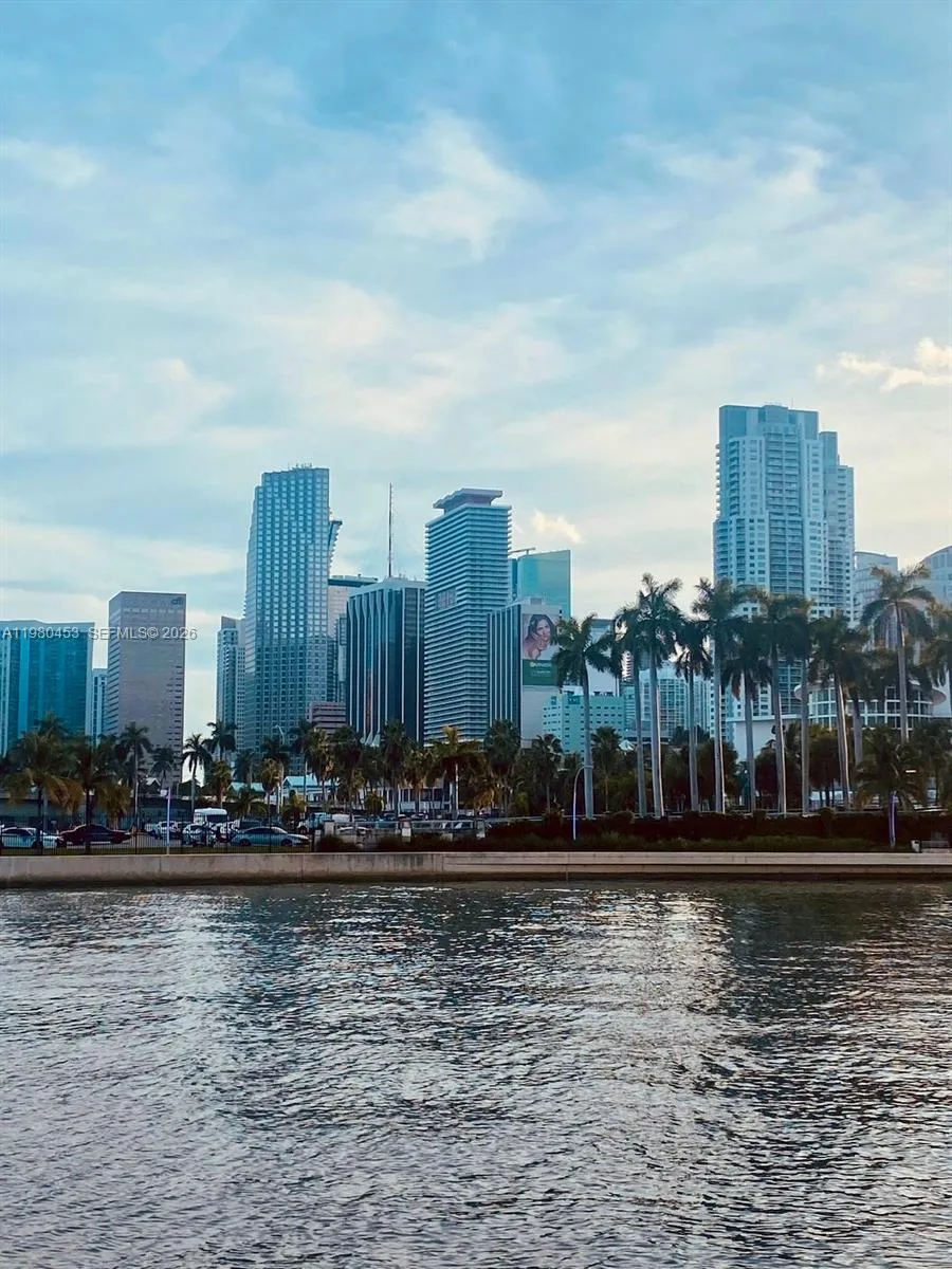 50 Biscayne Blvd 3509, Miami, Florida 33132, Miami, Florida 33132, ,1 BathroomBathrooms,Residential Lease,For Rent,50 Biscayne Blvd 3509, Miami, Florida 33132,A11980453
