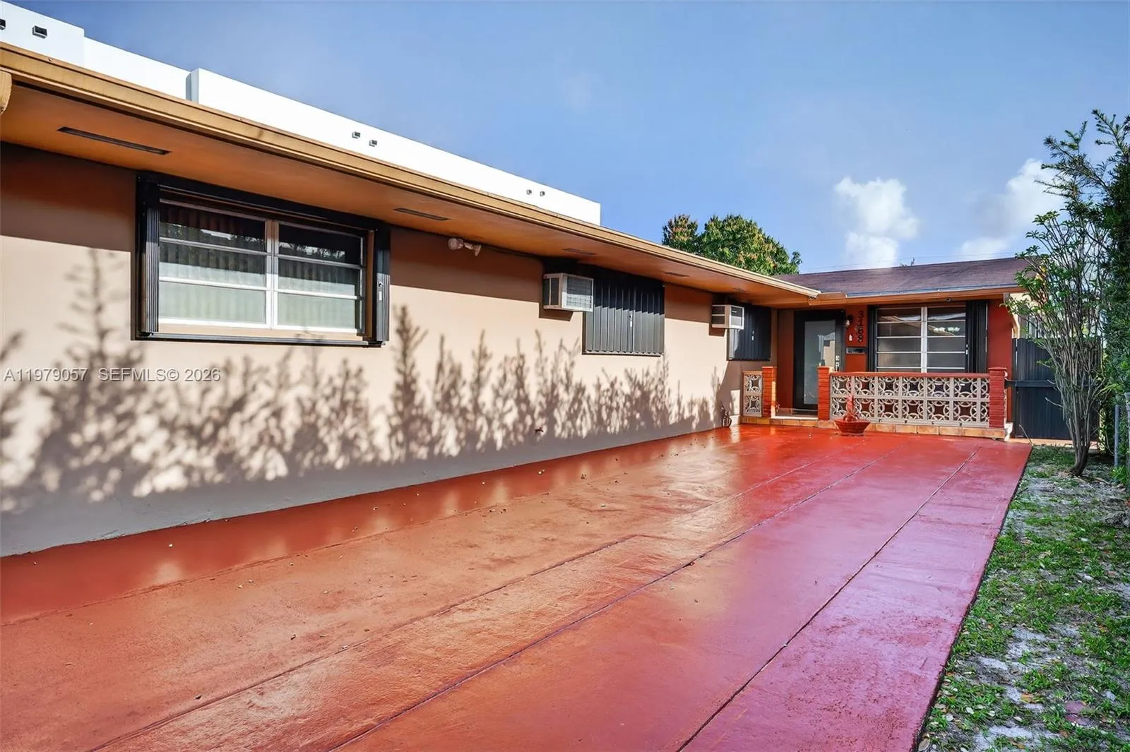 3166 Sw 22nd Ter, Miami, Florida 33145, Miami, Florida 33145, ,Residential Income,For Sale,3166 Sw 22nd Ter, Miami, Florida 33145,A11979057