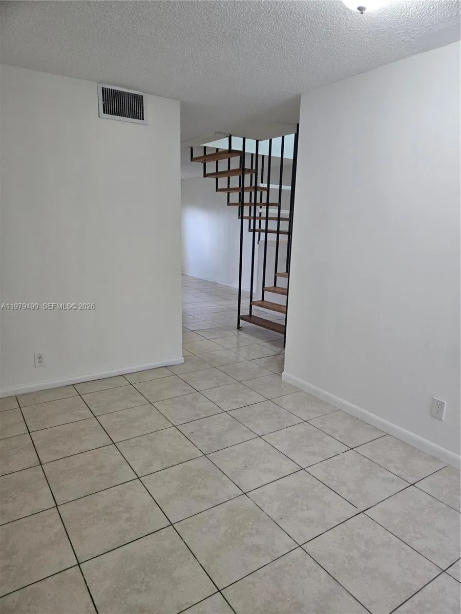 6252 Highland Ct, North Lauderdale, Florida 33068, North Lauderdale, Florida 33068, 4 Bedrooms Bedrooms, ,2 BathroomsBathrooms,Residential Lease,For Rent,6252 Highland Ct, North Lauderdale, Florida 33068,A11979490