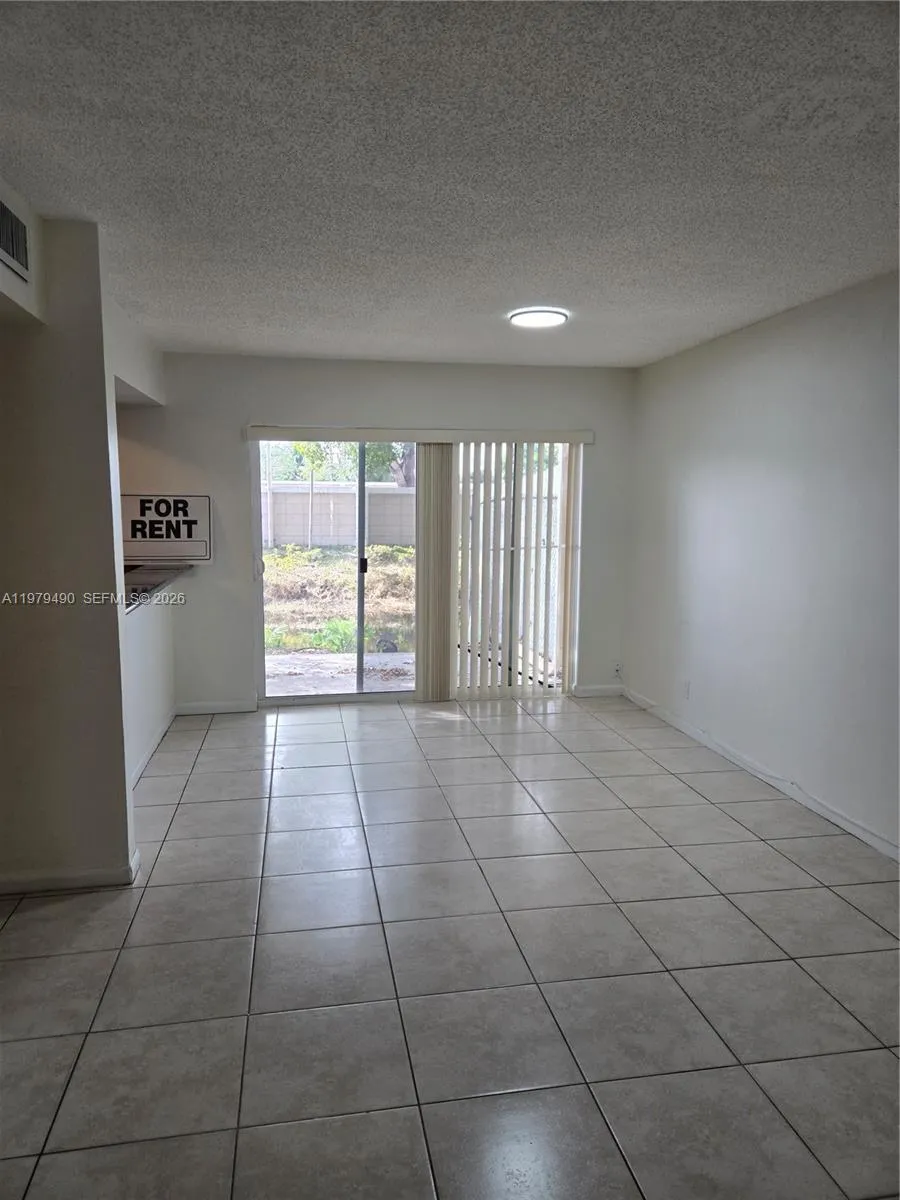 6252 Highland Ct, North Lauderdale, Florida 33068, North Lauderdale, Florida 33068, 4 Bedrooms Bedrooms, ,2 BathroomsBathrooms,Residential Lease,For Rent,6252 Highland Ct, North Lauderdale, Florida 33068,A11979490