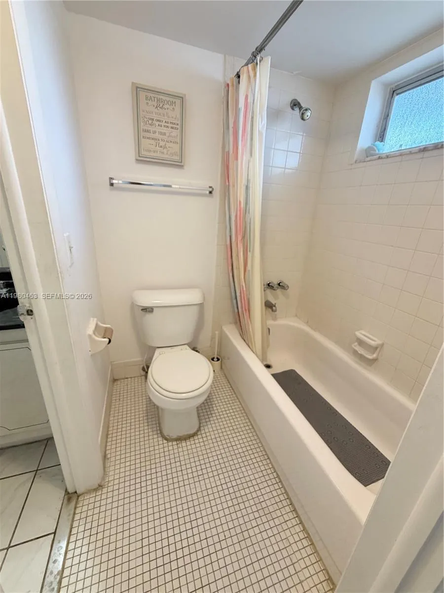 6150 Nw 62nd St 308, Tamarac, Florida 33319, Tamarac, Florida 33319, 1 Bedroom Bedrooms, ,1 BathroomBathrooms,Residential Lease,For Rent,6150 Nw 62nd St 308, Tamarac, Florida 33319,A11980463