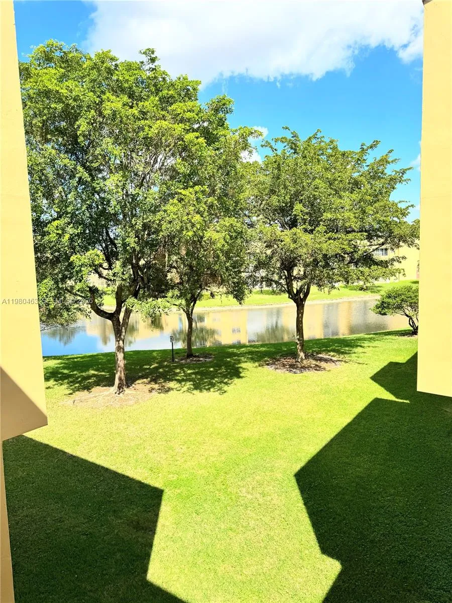 6150 Nw 62nd St 308, Tamarac, Florida 33319, Tamarac, Florida 33319, 1 Bedroom Bedrooms, ,1 BathroomBathrooms,Residential Lease,For Rent,6150 Nw 62nd St 308, Tamarac, Florida 33319,A11980463