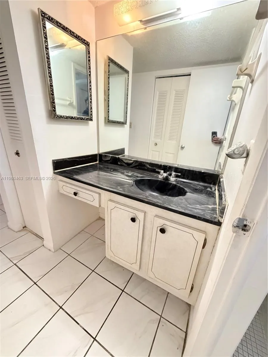 6150 Nw 62nd St 308, Tamarac, Florida 33319, Tamarac, Florida 33319, 1 Bedroom Bedrooms, ,1 BathroomBathrooms,Residential Lease,For Rent,6150 Nw 62nd St 308, Tamarac, Florida 33319,A11980463
