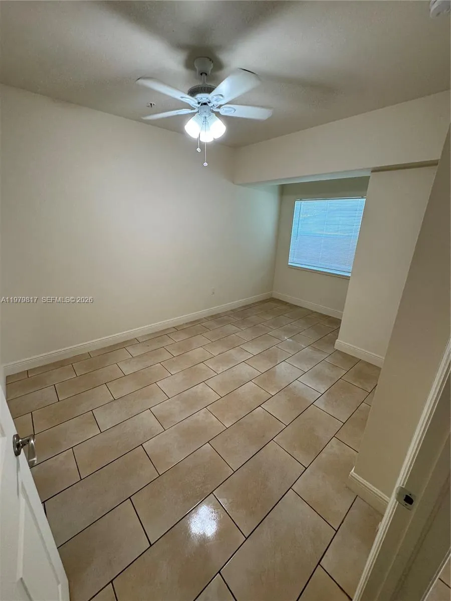 1315 Nw 1st St 101, Miami, Florida 33125, Miami, Florida 33125, 1 Bedroom Bedrooms, ,1 BathroomBathrooms,Residential Lease,For Rent,1315 Nw 1st St 101, Miami, Florida 33125,A11979817