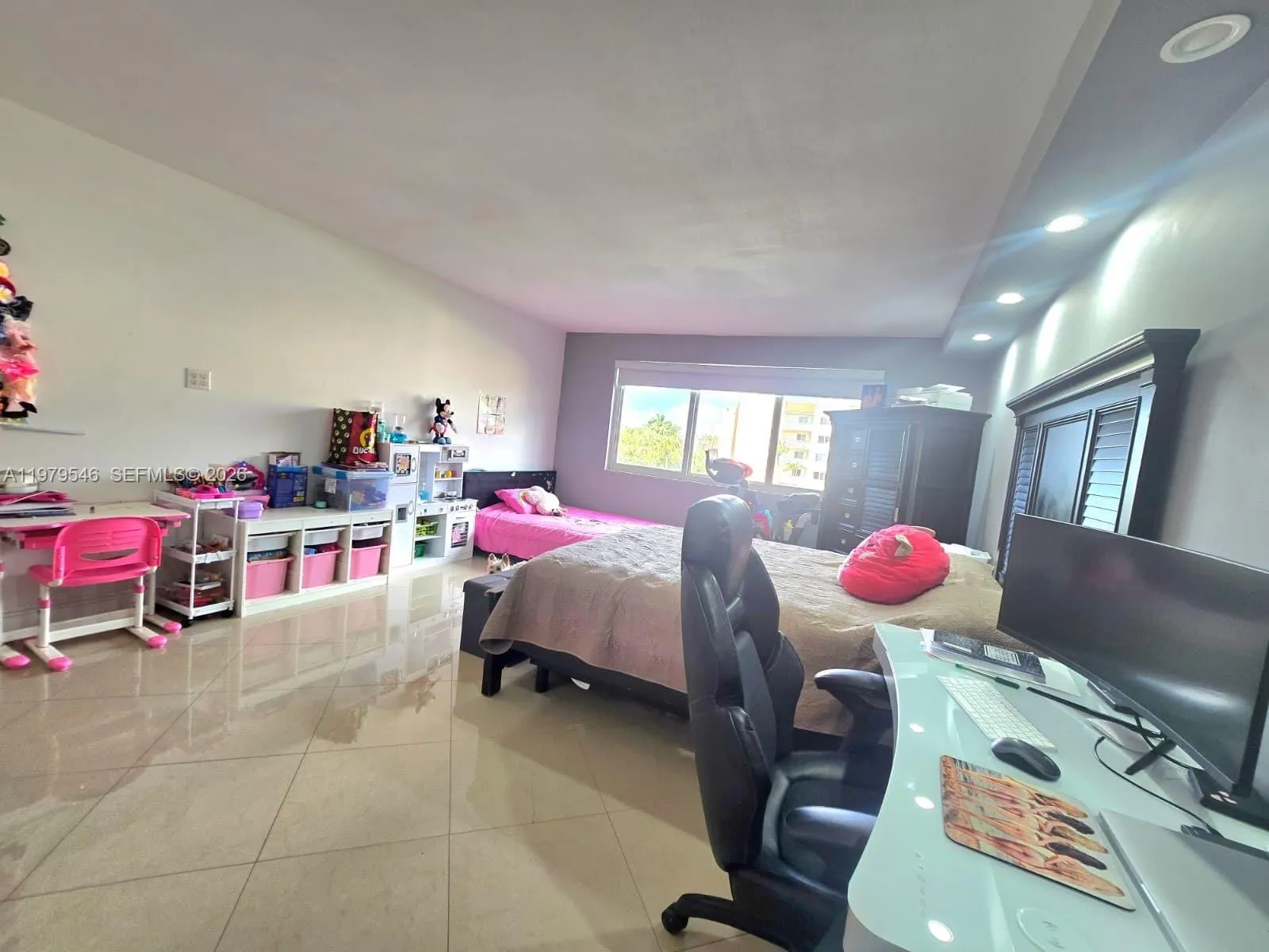 6940 Miami Gardens Dr 1-327, Hialeah, Florida 3301, Hialeah, Florida 33015, 1 Bedroom Bedrooms, ,1 BathroomBathrooms,Residential Lease,For Rent,6940 Miami Gardens Dr 1-327, Hialeah, Florida 3301,A11979546