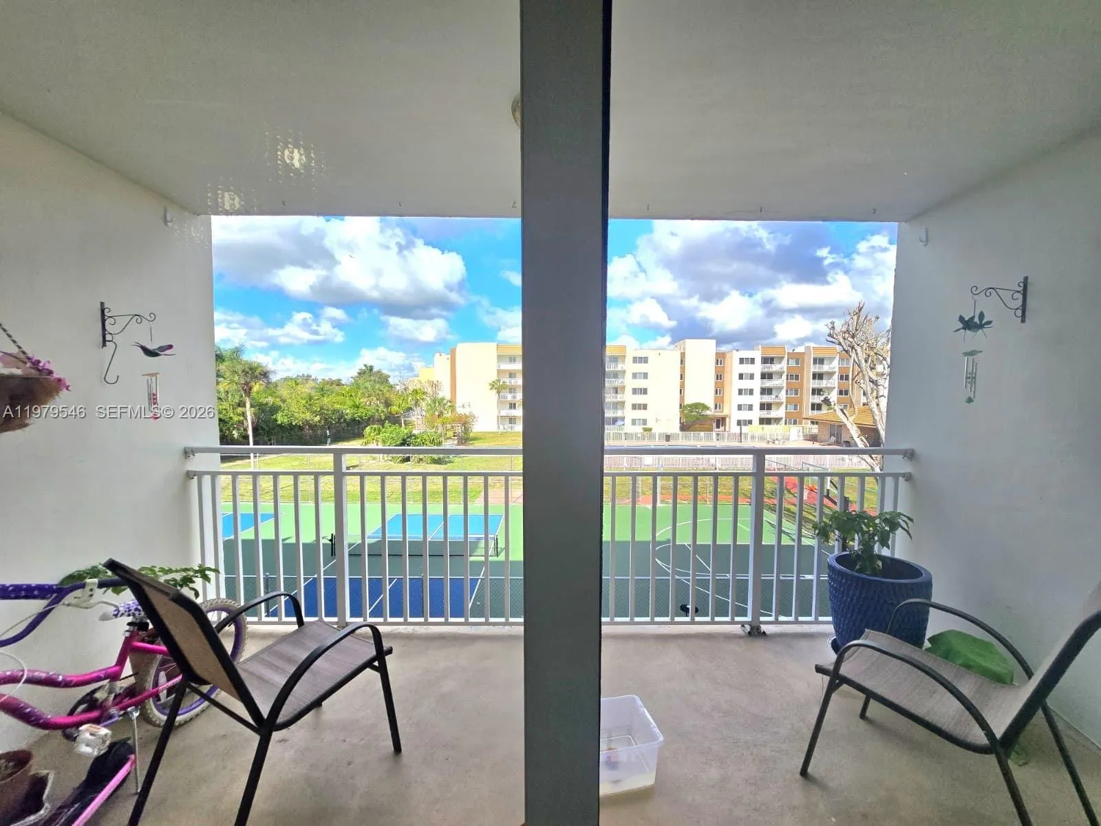 6940 Miami Gardens Dr 1-327, Hialeah, Florida 3301, Hialeah, Florida 33015, 1 Bedroom Bedrooms, ,1 BathroomBathrooms,Residential Lease,For Rent,6940 Miami Gardens Dr 1-327, Hialeah, Florida 3301,A11979546