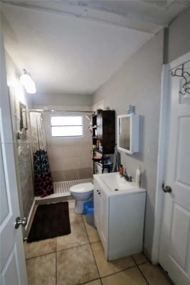 4419 Nw 17th Ave, Miami, Florida 33142, Miami, Florida 33142, ,Residential Income,For Sale,4419 Nw 17th Ave, Miami, Florida 33142,A11980250