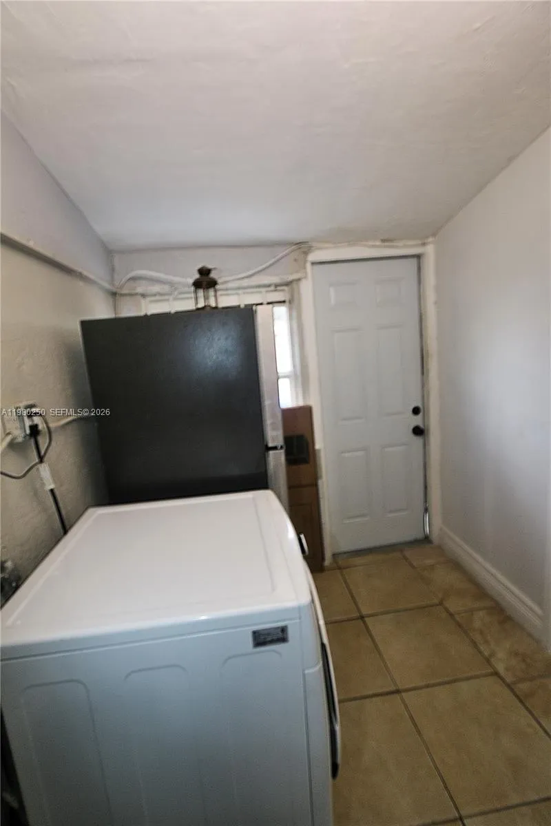 4419 Nw 17th Ave, Miami, Florida 33142, Miami, Florida 33142, ,Residential Income,For Sale,4419 Nw 17th Ave, Miami, Florida 33142,A11980250