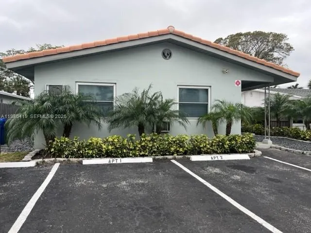 926 Ne 18th St 2, Fort Lauderdale, Florida 33305, Fort Lauderdale, Florida 33305, 1 Bedroom Bedrooms, ,1 BathroomBathrooms,Residential Lease,For Rent,926 Ne 18th St 2, Fort Lauderdale, Florida 33305,A11980419