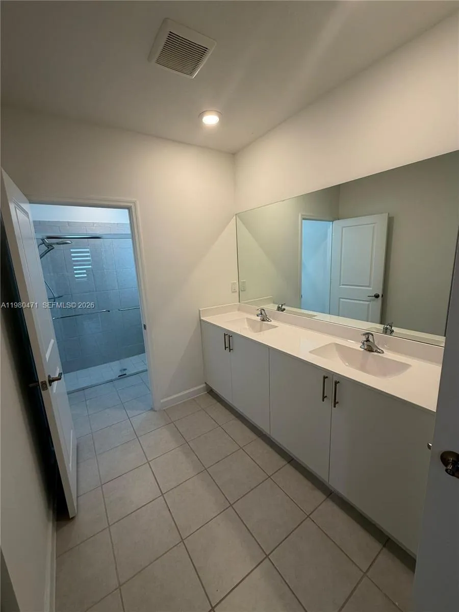 16751 Sw 291st Ter 16751, Homestead, Florida 33030, Homestead, Florida 33030, 5 Bedrooms Bedrooms, ,5 BathroomsBathrooms,Residential Lease,For Rent,16751 Sw 291st Ter 16751, Homestead, Florida 33030,A11980471