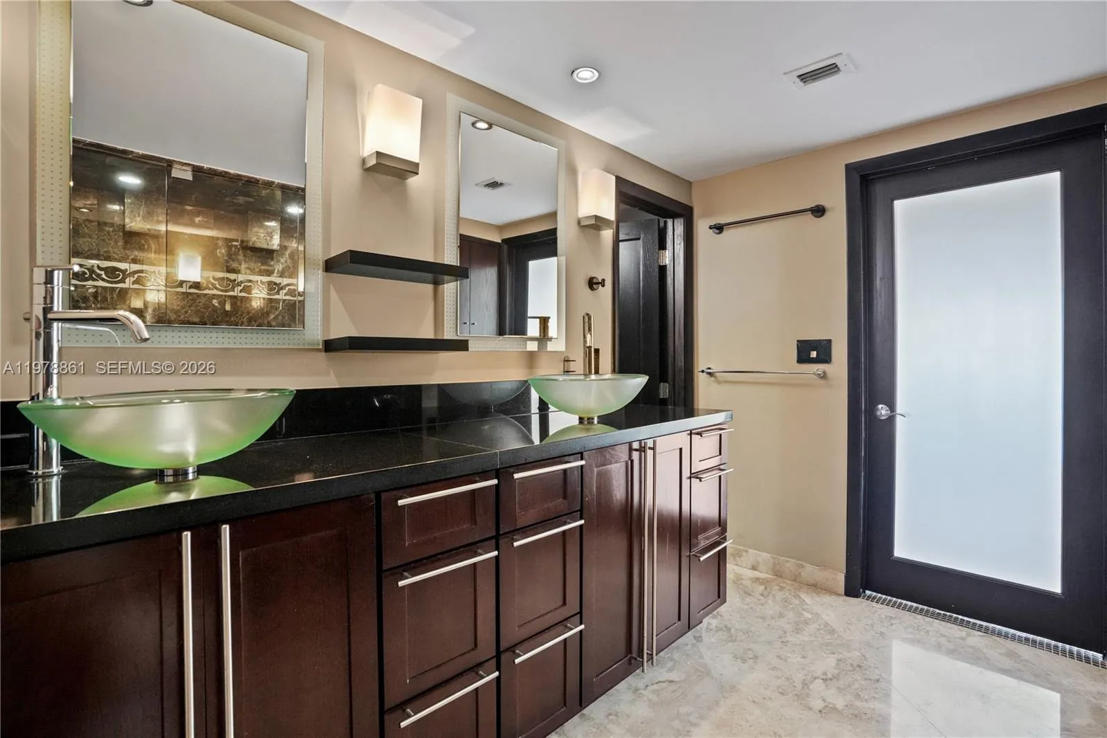 1151 N Fort Lauderdale Beach Blvd 16d, Fort Lauder, Fort Lauderdale, Florida 33304, 2 Bedrooms Bedrooms, ,2 BathroomsBathrooms,Residential Lease,For Rent,1151 N Fort Lauderdale Beach Blvd 16d, Fort Lauder,A11978861