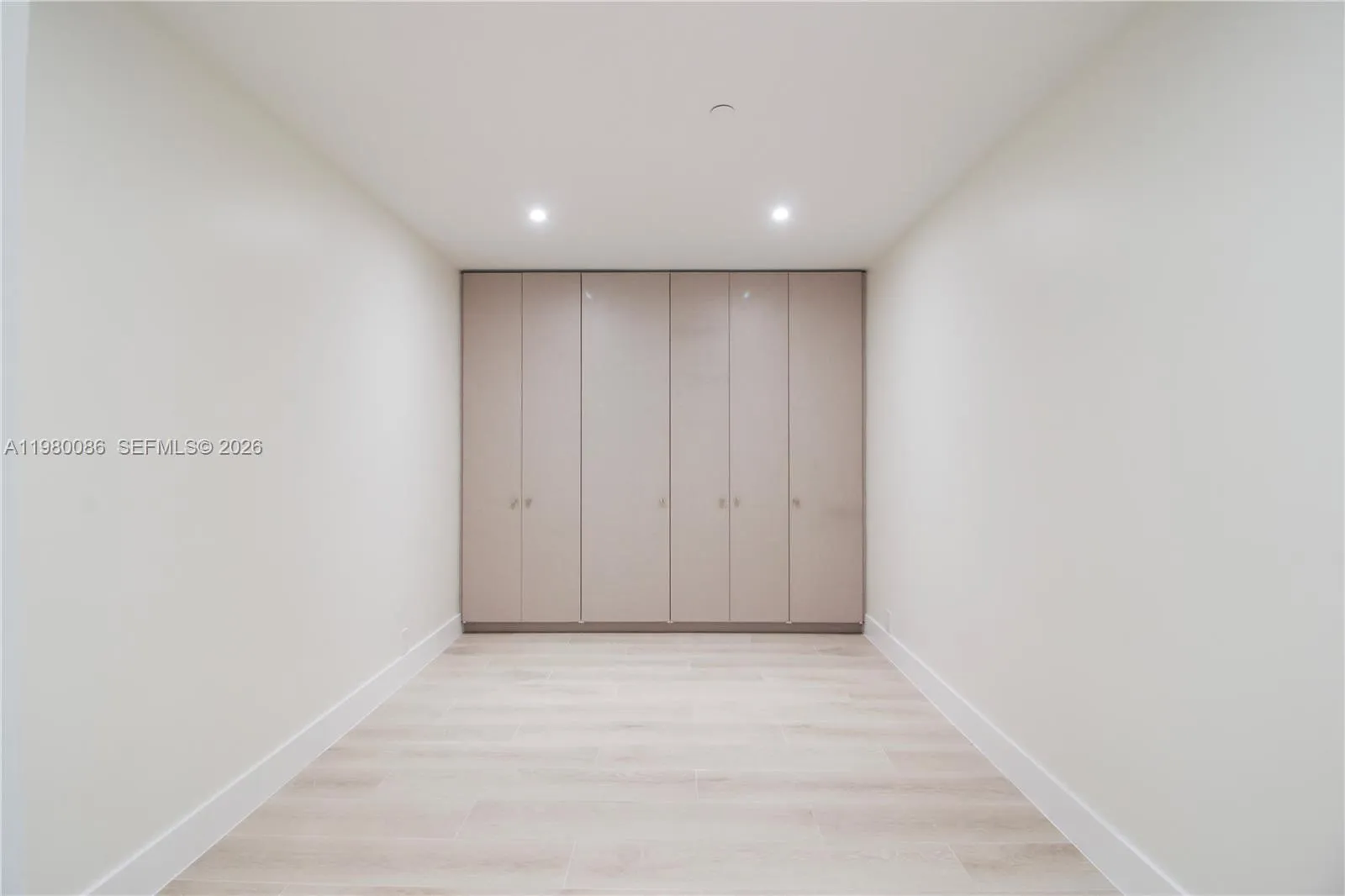 151 Crandon Blvd 540, Key Biscayne, Florida 33149, Key Biscayne, Florida 33149, 2 Bedrooms Bedrooms, ,2 BathroomsBathrooms,Residential Lease,For Rent,151 Crandon Blvd 540, Key Biscayne, Florida 33149,A11980086