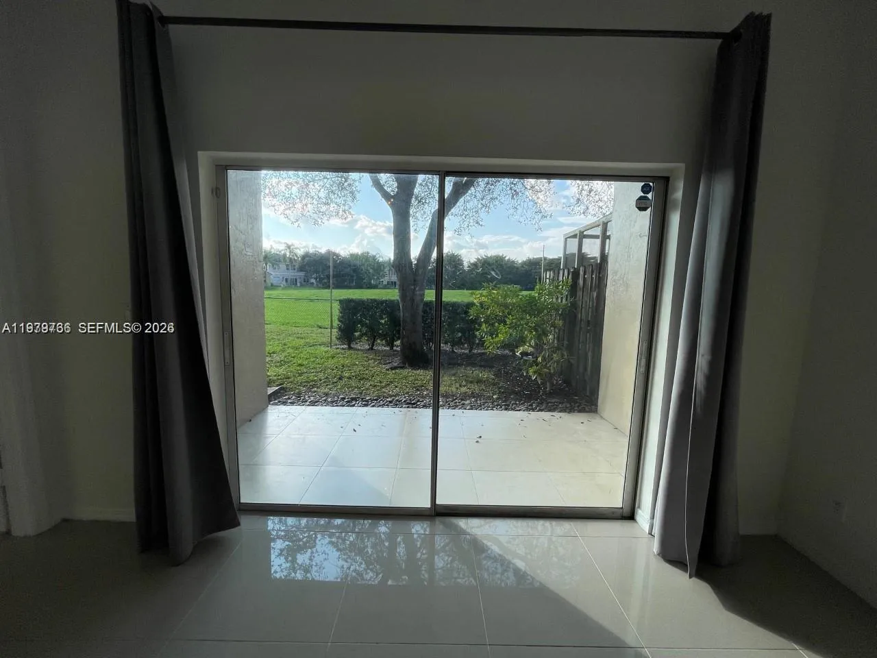 16309 Emerald Cove Rd 16309, Weston, Florida 33331, Weston, Florida 33331, 2 Bedrooms Bedrooms, ,2 BathroomsBathrooms,Residential Lease,For Rent,16309 Emerald Cove Rd 16309, Weston, Florida 33331,A11979736