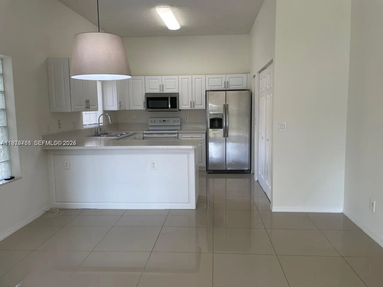 16309 Emerald Cove Rd 16309, Weston, Florida 33331, Weston, Florida 33331, 2 Bedrooms Bedrooms, ,2 BathroomsBathrooms,Residential Lease,For Rent,16309 Emerald Cove Rd 16309, Weston, Florida 33331,A11979736