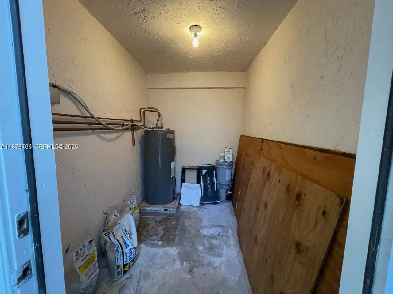 16309 Emerald Cove Rd 16309, Weston, Florida 33331, Weston, Florida 33331, 2 Bedrooms Bedrooms, ,2 BathroomsBathrooms,Residential Lease,For Rent,16309 Emerald Cove Rd 16309, Weston, Florida 33331,A11979736