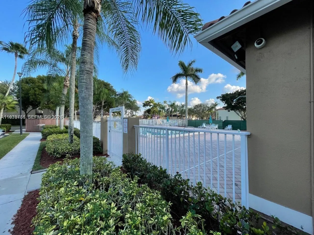 16309 Emerald Cove Rd 16309, Weston, Florida 33331, Weston, Florida 33331, 2 Bedrooms Bedrooms, ,2 BathroomsBathrooms,Residential Lease,For Rent,16309 Emerald Cove Rd 16309, Weston, Florida 33331,A11979736