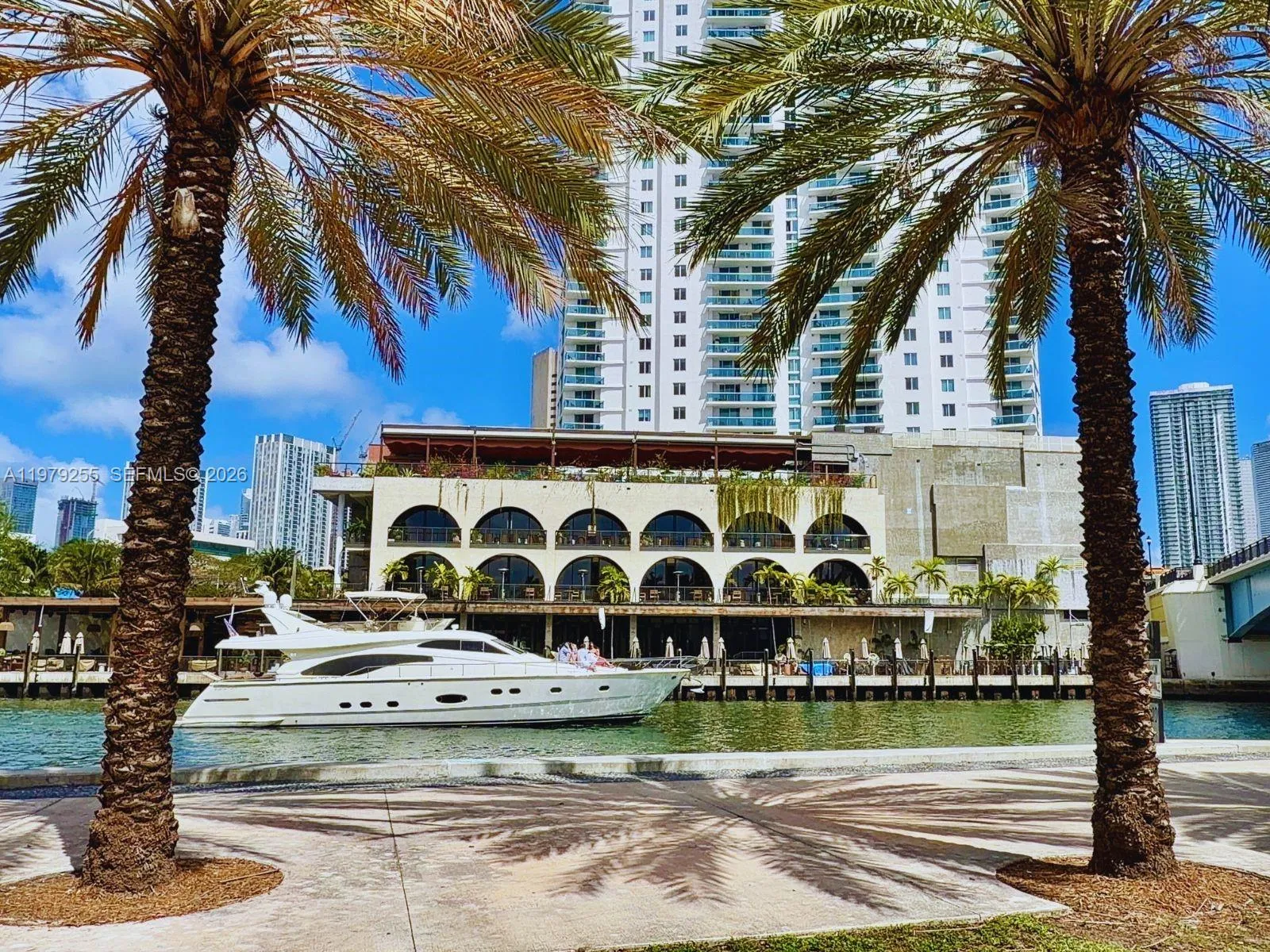 10 Sw South River Dr 715, Miami, Florida 33130, Miami, Florida 33130, 2 Bedrooms Bedrooms, ,1 BathroomBathrooms,Residential,For Sale,10 Sw South River Dr 715, Miami, Florida 33130,A11979255