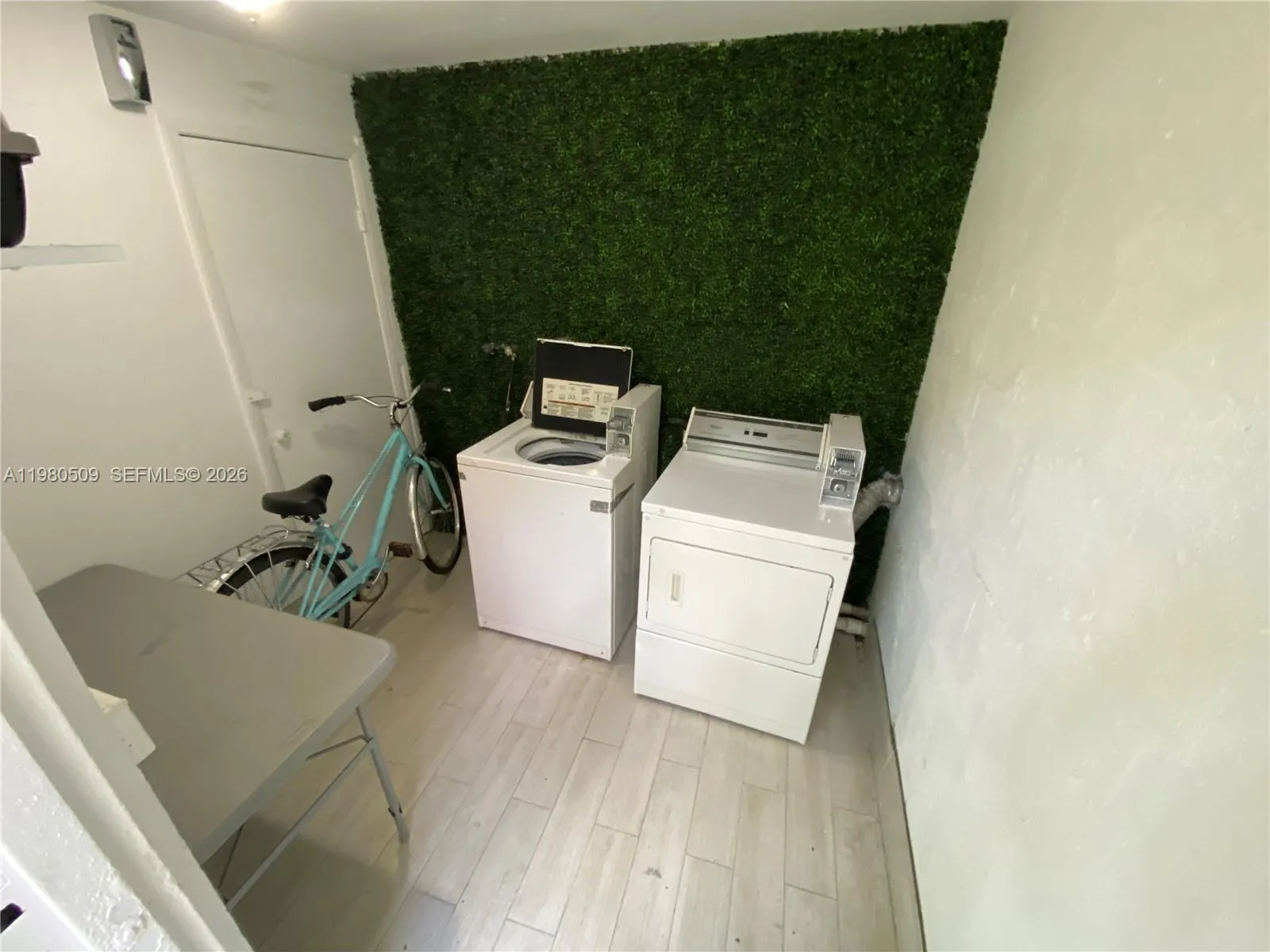 4621 Sw 33rd Ave 1-6, Dania Beach, Florida 33312, Dania Beach, Florida 33312, 2 Bedrooms Bedrooms, ,1 BathroomBathrooms,Residential Lease,For Rent,4621 Sw 33rd Ave 1-6, Dania Beach, Florida 33312,A11980509