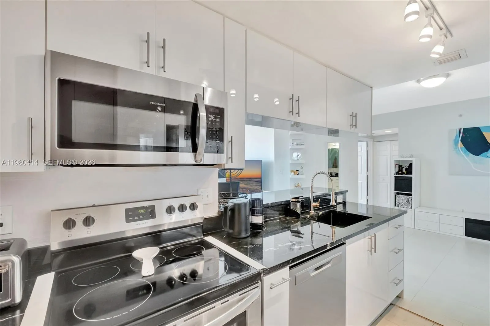 275 Ne 18th St Ph-09, Miami, Florida 33132, Miami, Florida 33132, 1 Bedroom Bedrooms, ,1 BathroomBathrooms,Residential Lease,For Rent,275 Ne 18th St Ph-09, Miami, Florida 33132,A11980414