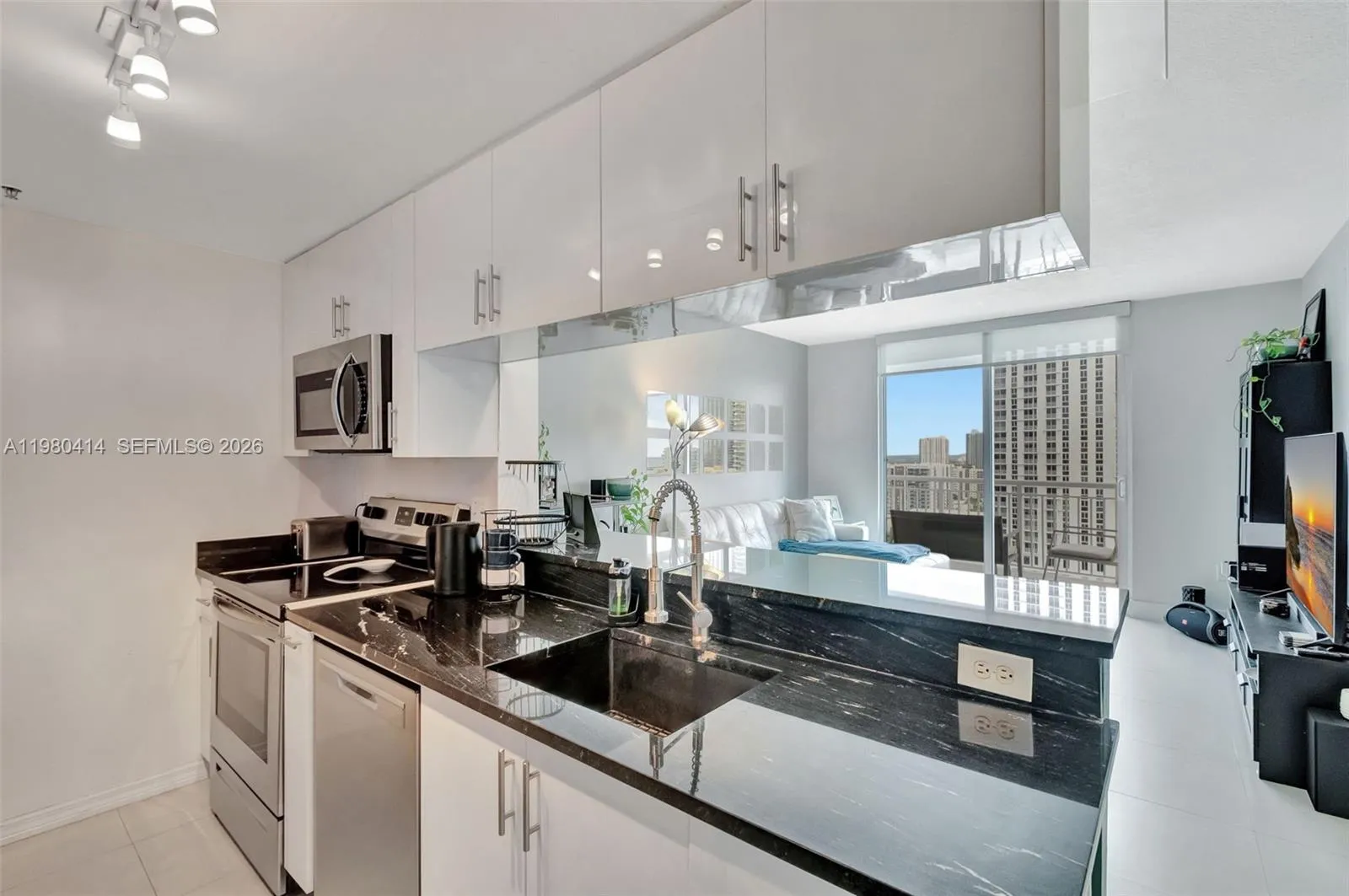 275 Ne 18th St Ph-09, Miami, Florida 33132, Miami, Florida 33132, 1 Bedroom Bedrooms, ,1 BathroomBathrooms,Residential Lease,For Rent,275 Ne 18th St Ph-09, Miami, Florida 33132,A11980414