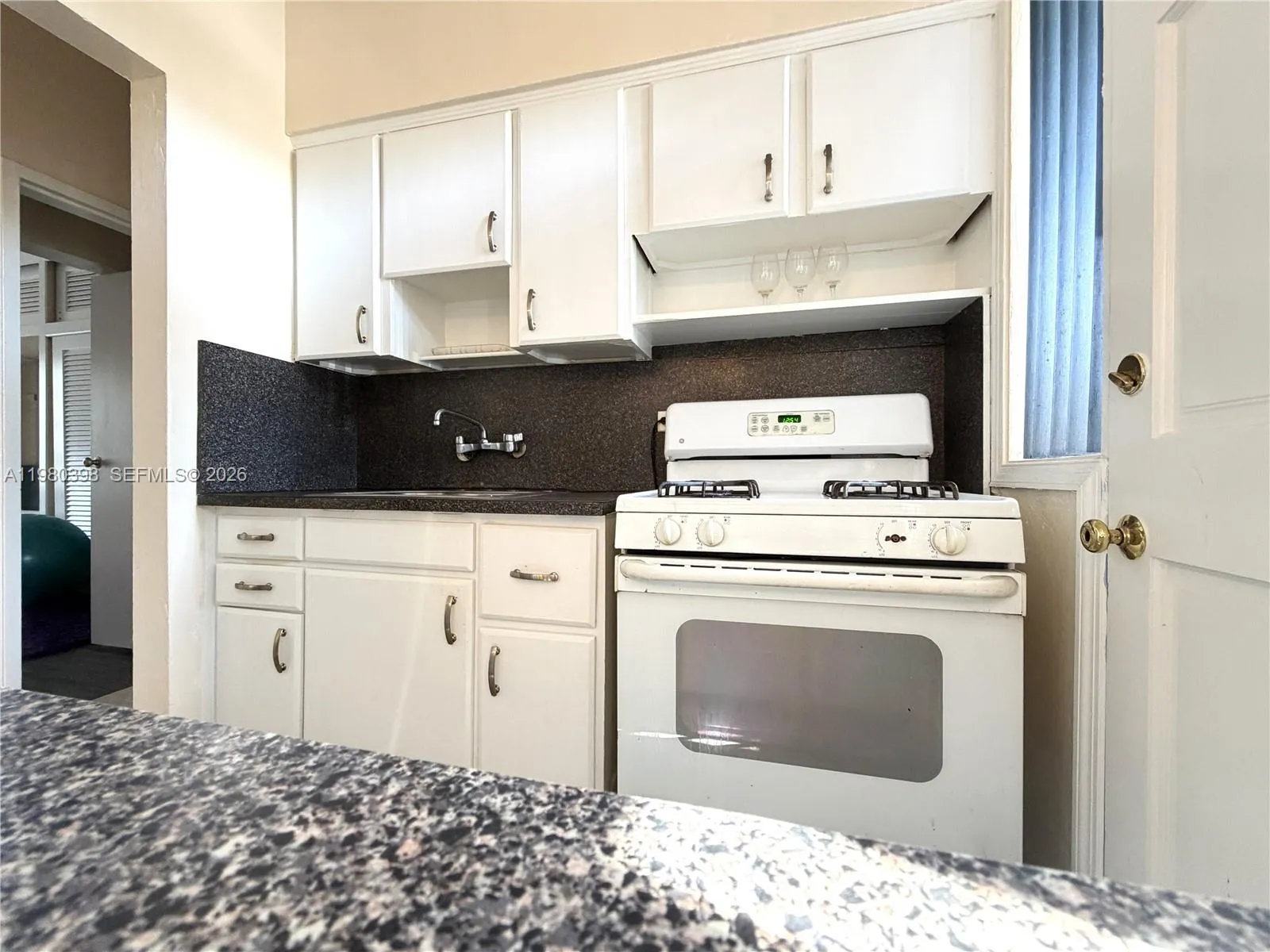 4710 Pine Tree Dr 32, Miami Beach, Florida 33140, Miami Beach, Florida 33140, 1 Bedroom Bedrooms, ,1 BathroomBathrooms,Residential Lease,For Rent,4710 Pine Tree Dr 32, Miami Beach, Florida 33140,A11980398