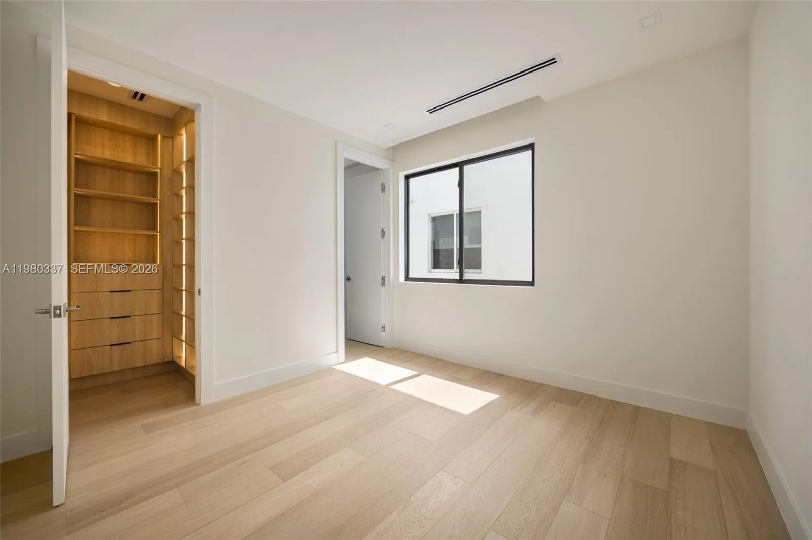 3113 Elizabeth Street, Miami, Florida 33133, Miami, Florida 33133, 4 Bedrooms Bedrooms, ,3 BathroomsBathrooms,Residential,For Sale,3113 Elizabeth Street, Miami, Florida 33133,A11980337