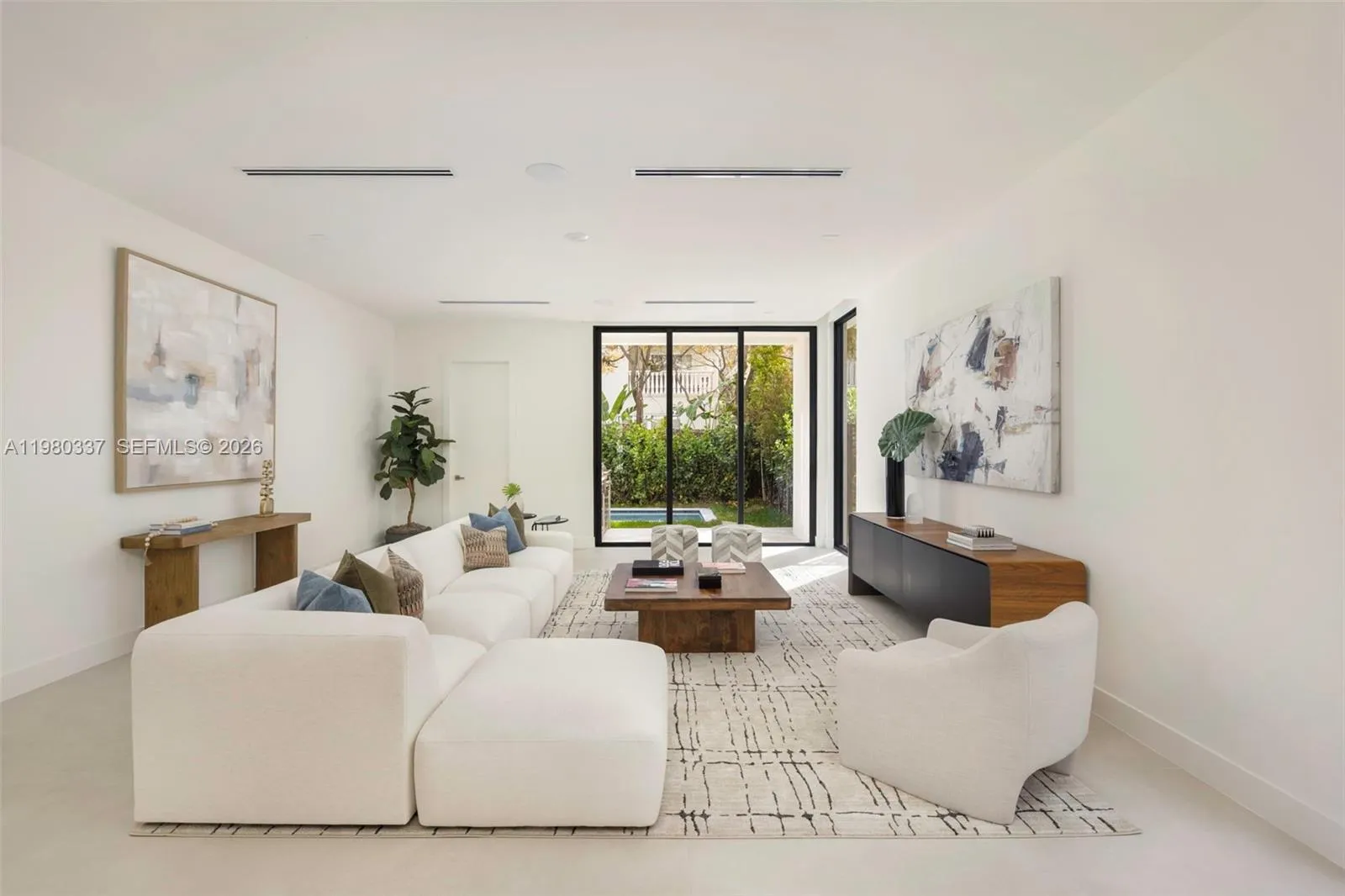3113 Elizabeth Street, Miami, Florida 33133, Miami, Florida 33133, 4 Bedrooms Bedrooms, ,3 BathroomsBathrooms,Residential,For Sale,3113 Elizabeth Street, Miami, Florida 33133,A11980337