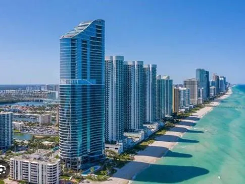 220 Kings Point Dr 106, Sunny Isles Beach, Florida, Sunny Isles Beach, Florida 33160, 1 Bedroom Bedrooms, ,1 BathroomBathrooms,Residential,For Sale,220 Kings Point Dr 106, Sunny Isles Beach, Florida,A11980538
