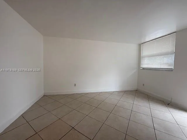 1801 S Treasure Dr 101, North Bay Village, Florida, North Bay Village, Florida 33141, 1 Bedroom Bedrooms, ,1 BathroomBathrooms,Residential Lease,For Rent,1801 S Treasure Dr 101, North Bay Village, Florida,A11978189