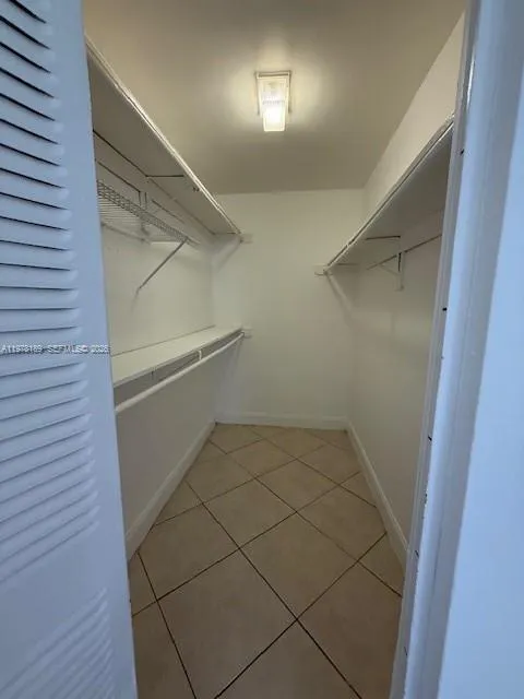1801 S Treasure Dr 101, North Bay Village, Florida, North Bay Village, Florida 33141, 1 Bedroom Bedrooms, ,1 BathroomBathrooms,Residential Lease,For Rent,1801 S Treasure Dr 101, North Bay Village, Florida,A11978189
