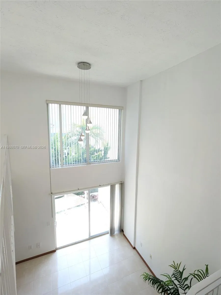 1528 Brickell Ave 104, Miami, Florida 33129, Miami, Florida 33129, 1 Bedroom Bedrooms, ,1 BathroomBathrooms,Residential Lease,For Rent,1528 Brickell Ave 104, Miami, Florida 33129,A11980570