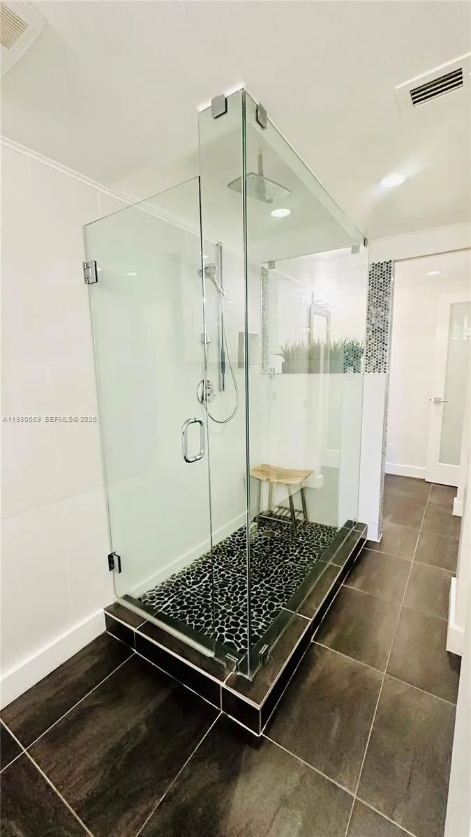 19390 Collins Ave 424, Sunny Isles Beach, Florida, Sunny Isles Beach, Florida 33160, 1 Bedroom Bedrooms, ,1 BathroomBathrooms,Residential,For Sale,19390 Collins Ave 424, Sunny Isles Beach, Florida ,A11980569