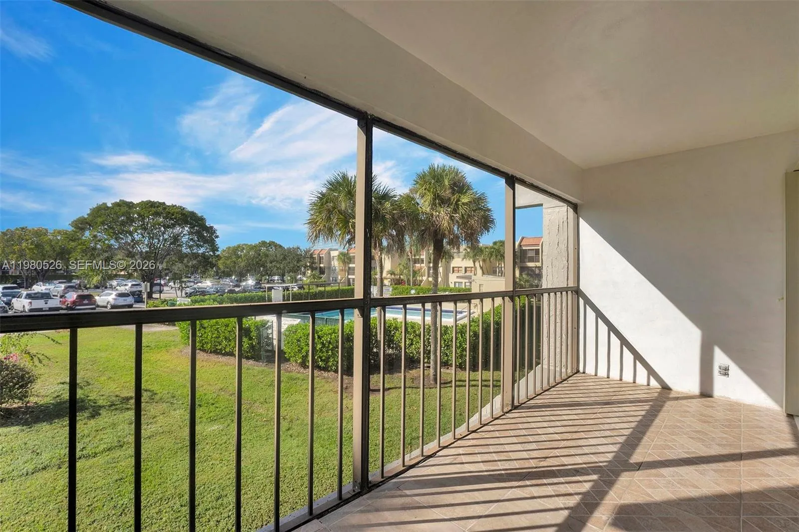 230 Lakeview Dr 206, Weston, Florida 33326, Weston, Florida 33326, 2 Bedrooms Bedrooms, ,2 BathroomsBathrooms,Residential Lease,For Rent,230 Lakeview Dr 206, Weston, Florida 33326,A11980526