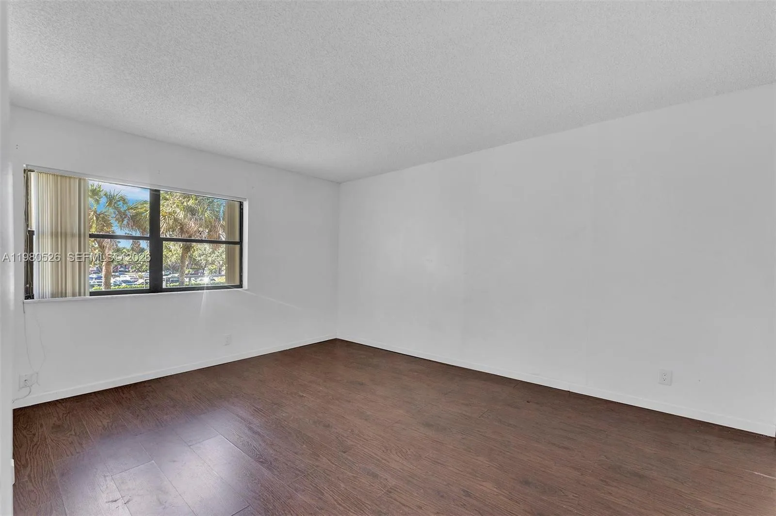 230 Lakeview Dr 206, Weston, Florida 33326, Weston, Florida 33326, 2 Bedrooms Bedrooms, ,2 BathroomsBathrooms,Residential Lease,For Rent,230 Lakeview Dr 206, Weston, Florida 33326,A11980526