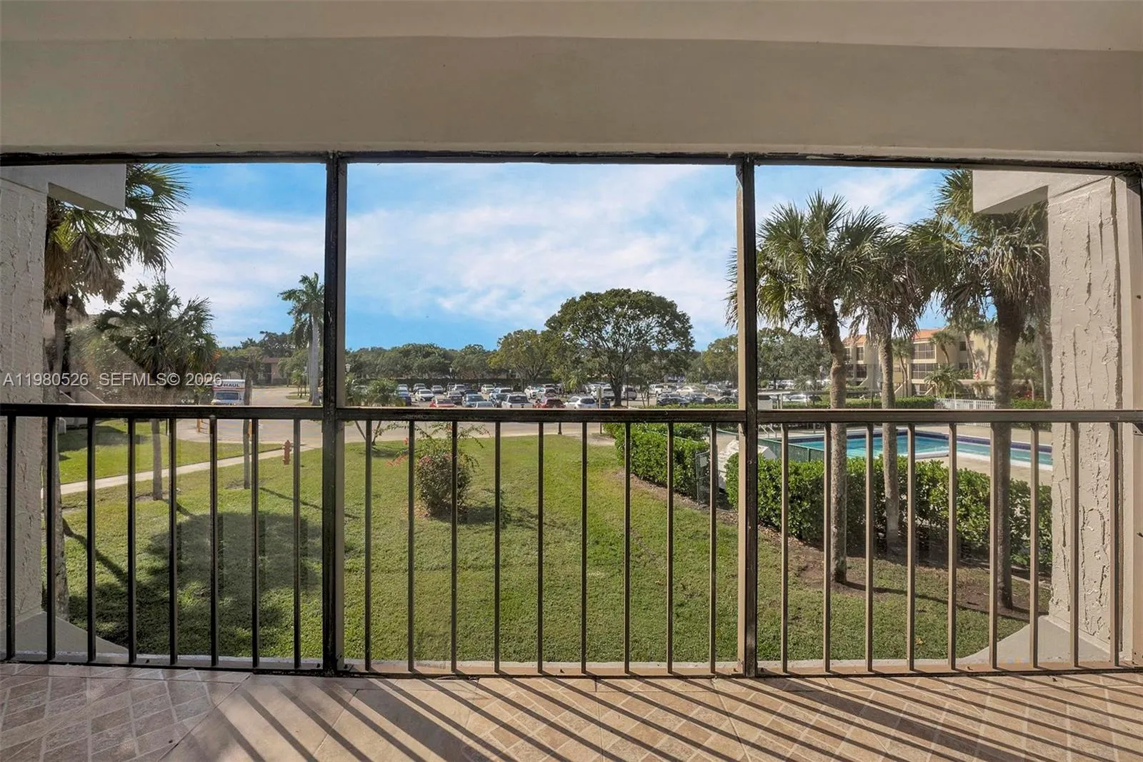 230 Lakeview Dr 206, Weston, Florida 33326, Weston, Florida 33326, 2 Bedrooms Bedrooms, ,2 BathroomsBathrooms,Residential Lease,For Rent,230 Lakeview Dr 206, Weston, Florida 33326,A11980526