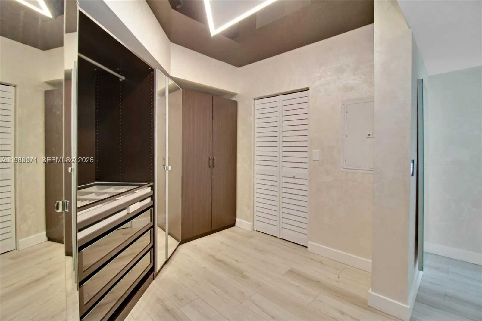 16699 Collins Ave 2002, Sunny Isles Beach, Florida, Sunny Isles Beach, Florida 33160, 2 Bedrooms Bedrooms, ,2 BathroomsBathrooms,Residential Lease,For Rent,16699 Collins Ave 2002, Sunny Isles Beach, Florida,A11980571