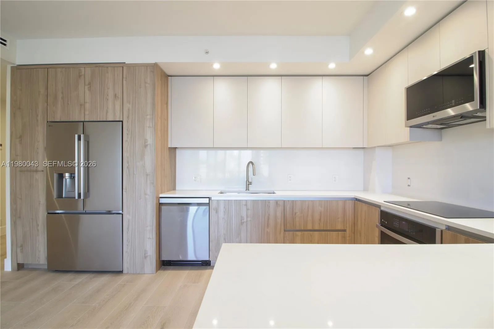 151 Crandon Blvd 540, Key Biscayne, Florida 33149, Key Biscayne, Florida 33149, 2 Bedrooms Bedrooms, ,2 BathroomsBathrooms,Residential,For Sale,151 Crandon Blvd 540, Key Biscayne, Florida 33149,A11980043