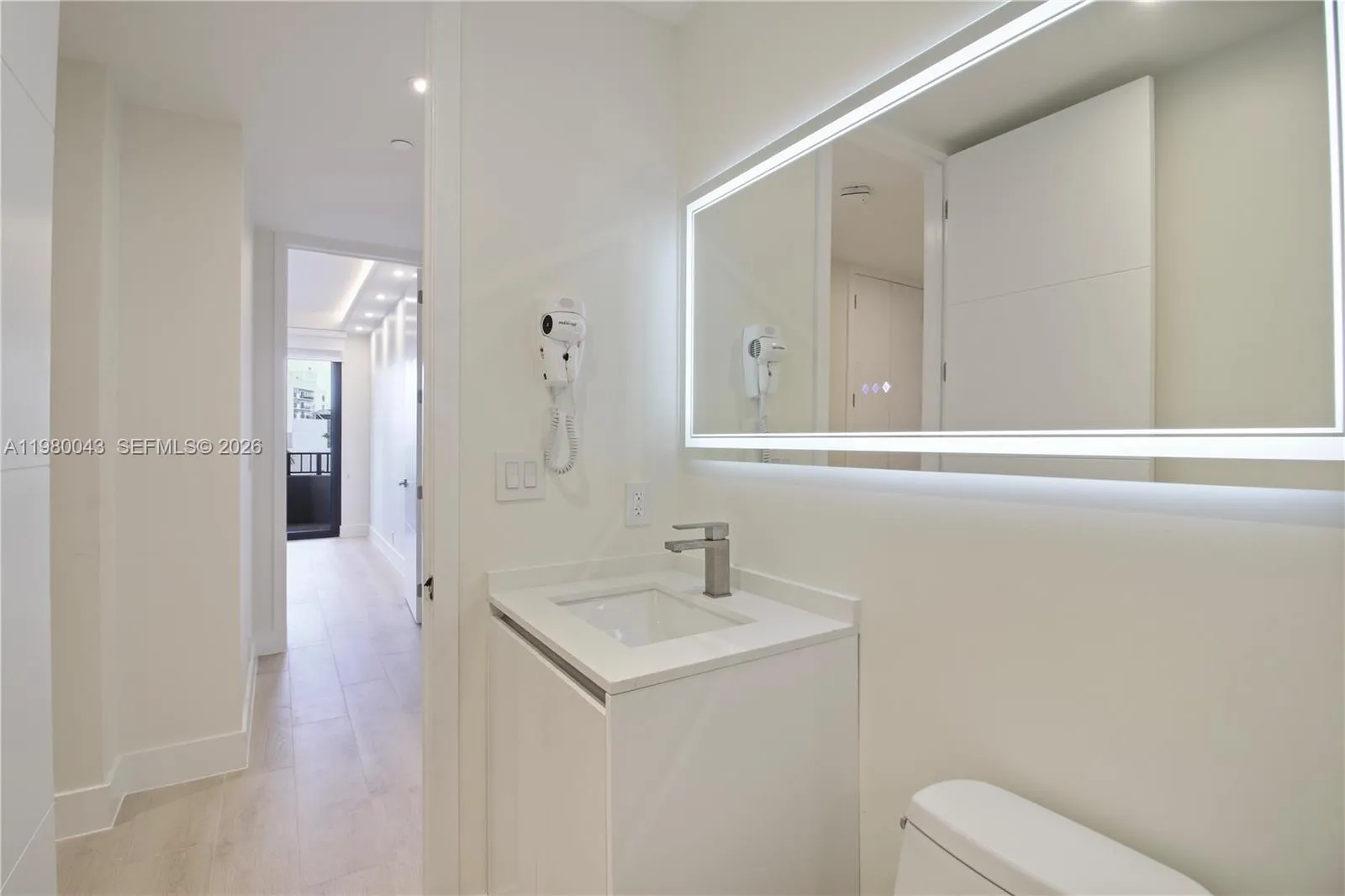 151 Crandon Blvd 540, Key Biscayne, Florida 33149, Key Biscayne, Florida 33149, 2 Bedrooms Bedrooms, ,2 BathroomsBathrooms,Residential,For Sale,151 Crandon Blvd 540, Key Biscayne, Florida 33149,A11980043